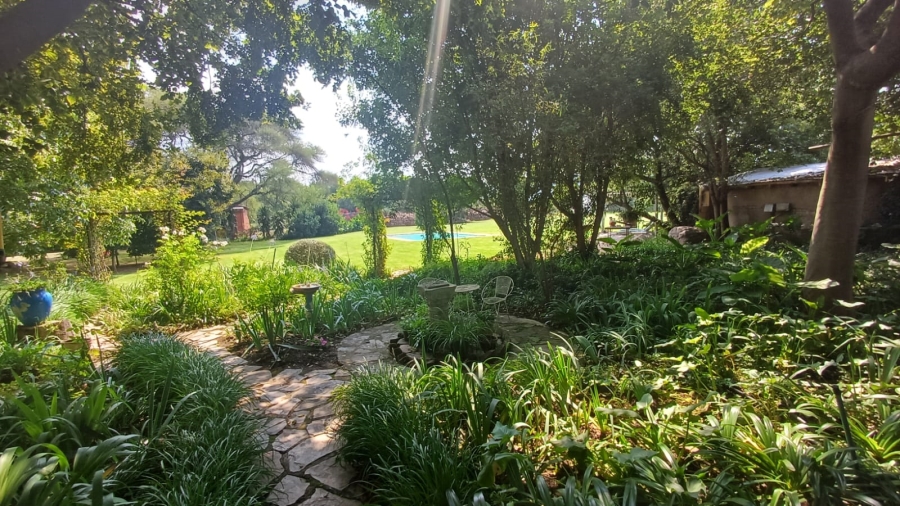 Commercial Property for Sale in Remhoogte AH North West